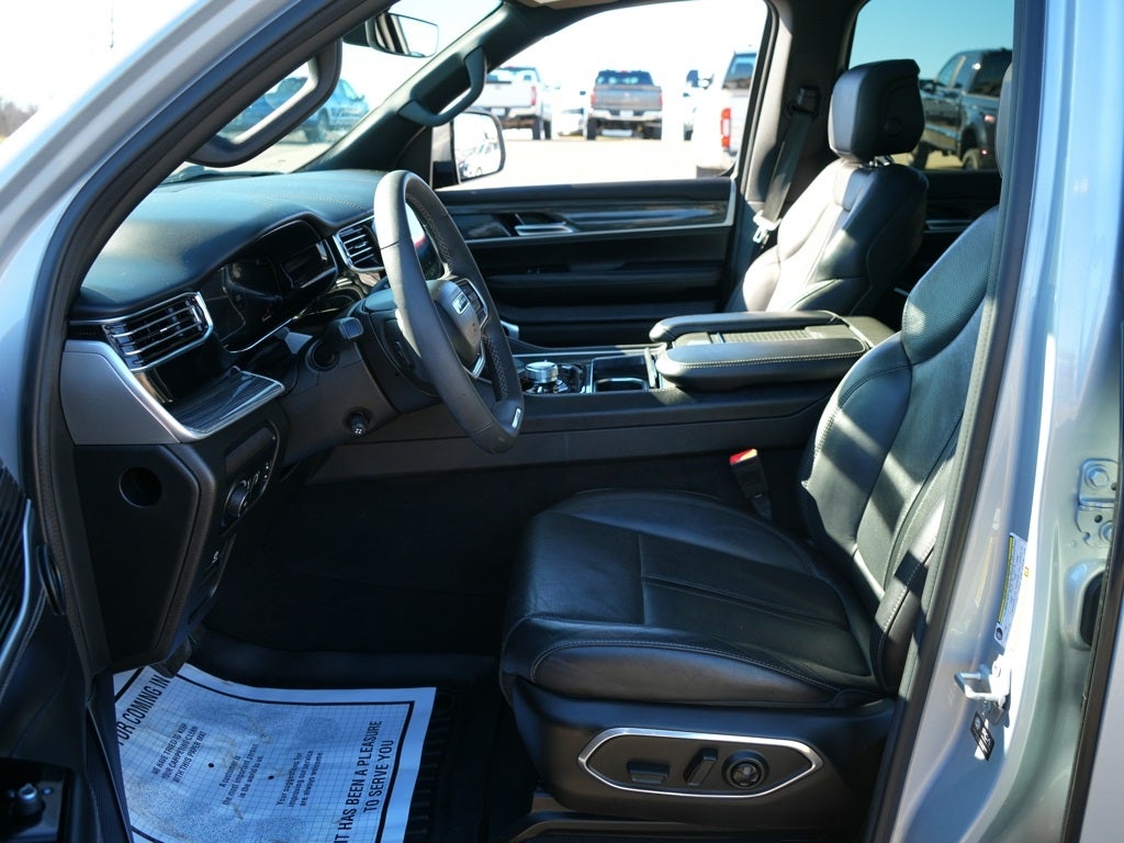 2022 Jeep Wagoneer Series III