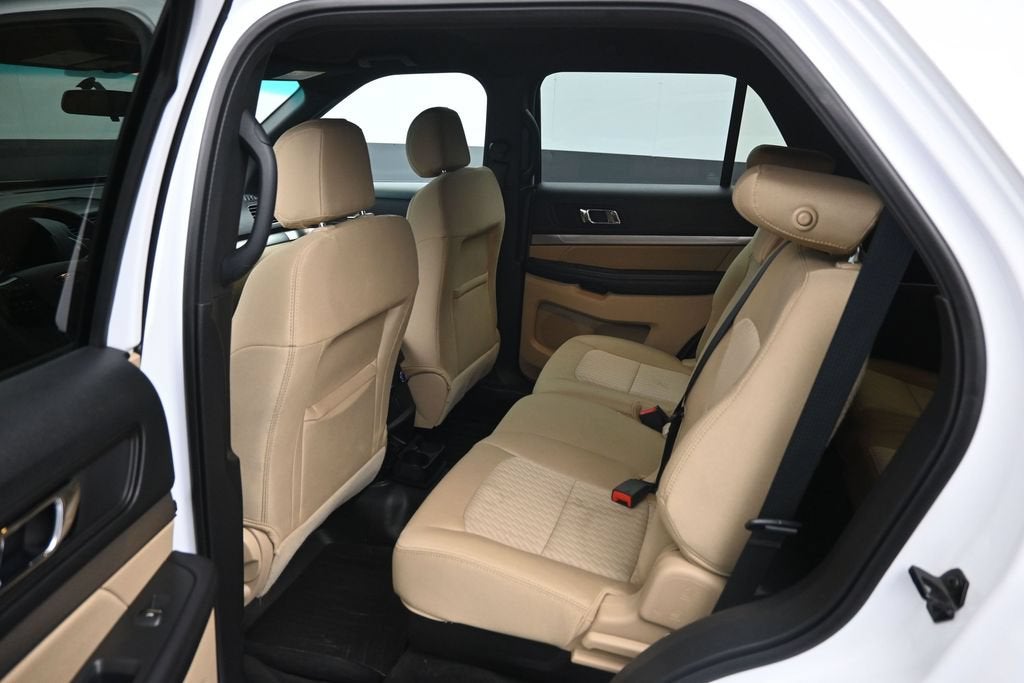 2017 Ford Explorer Base
