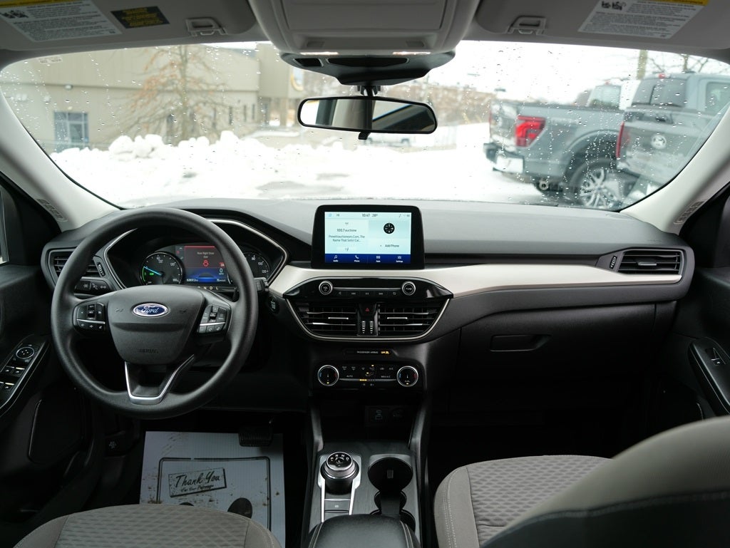 2022 Ford Escape Hybrid SE