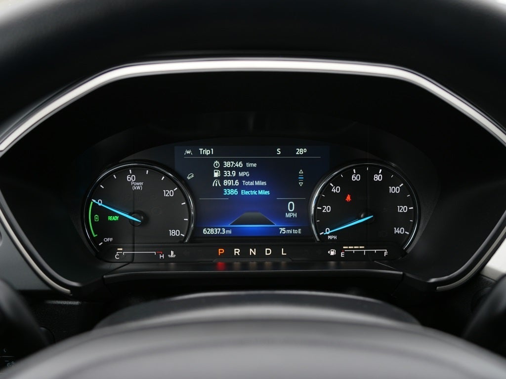 2022 Ford Escape Hybrid SE