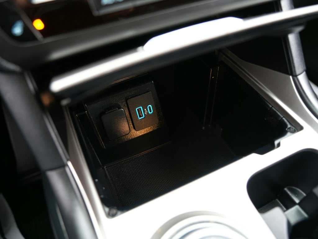 2020 Ford Explorer XLT ***BRANDED TITLE***