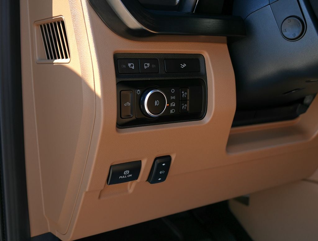 2024 Ford F-450SD Lariat DRW