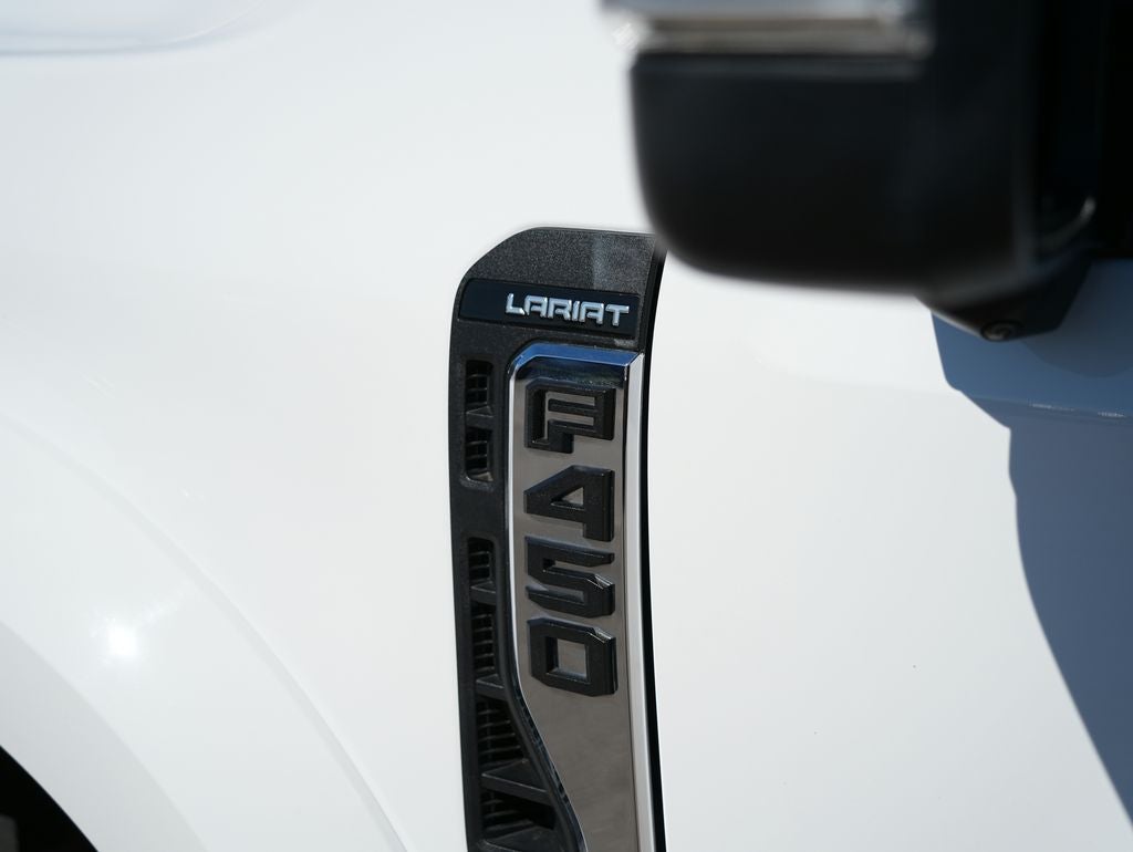 2024 Ford F-450SD Lariat DRW