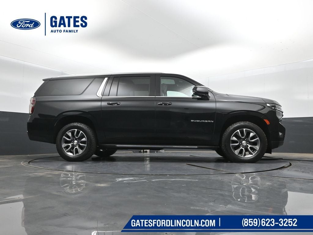 2022 Chevrolet Suburban LT