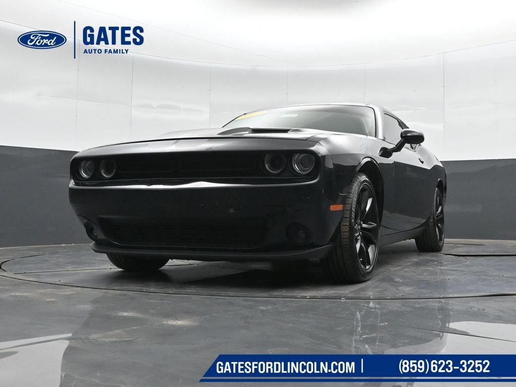 2017 Dodge Challenger SXT