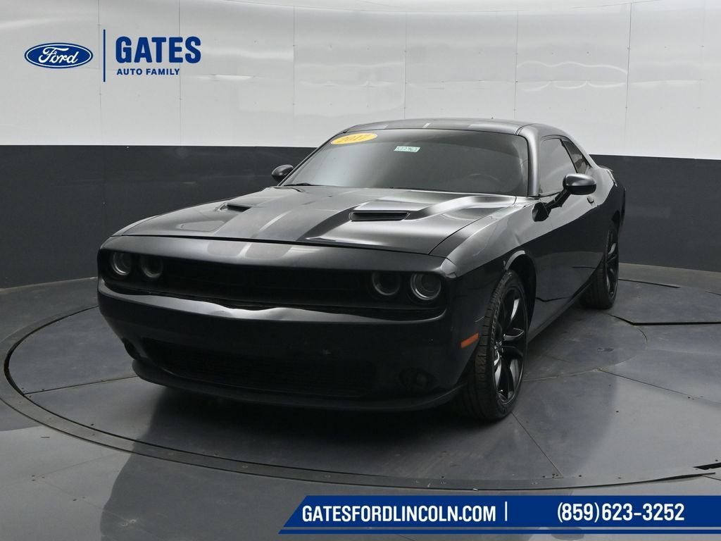 2017 Dodge Challenger SXT