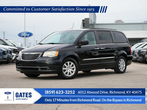 2016 Chrysler Town & Country Touring