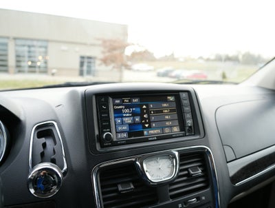 2016 Chrysler Town & Country Touring