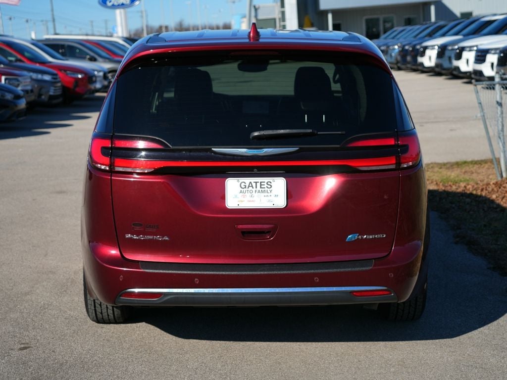 2022 Chrysler Pacifica Hybrid Touring L