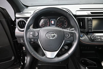 2017 Toyota RAV4 SE ***BRANDED TITLE***