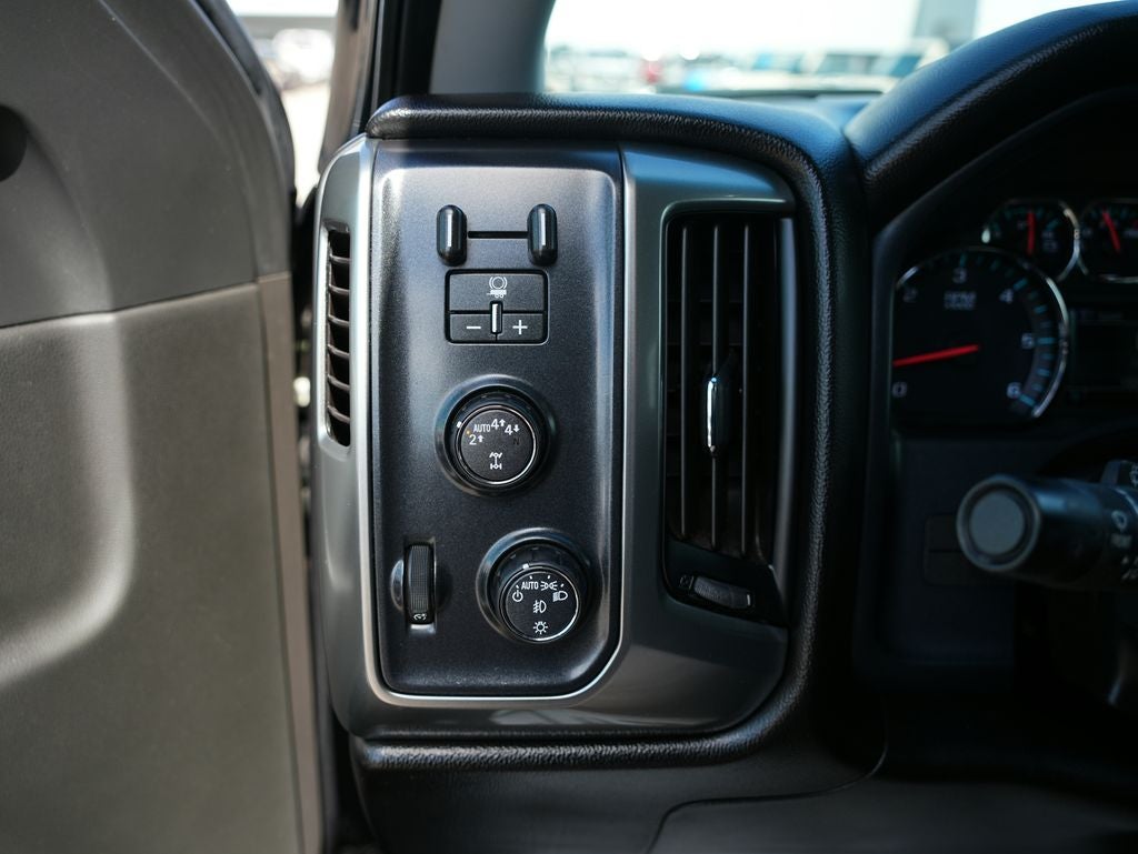 2018 Chevrolet Silverado 1500 LT LT1