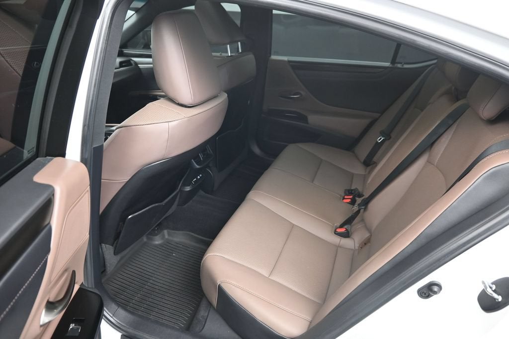 2022 Lexus ES 350