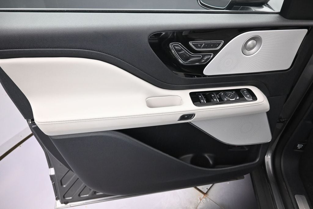 2025 Lincoln Aviator Reserve Premium