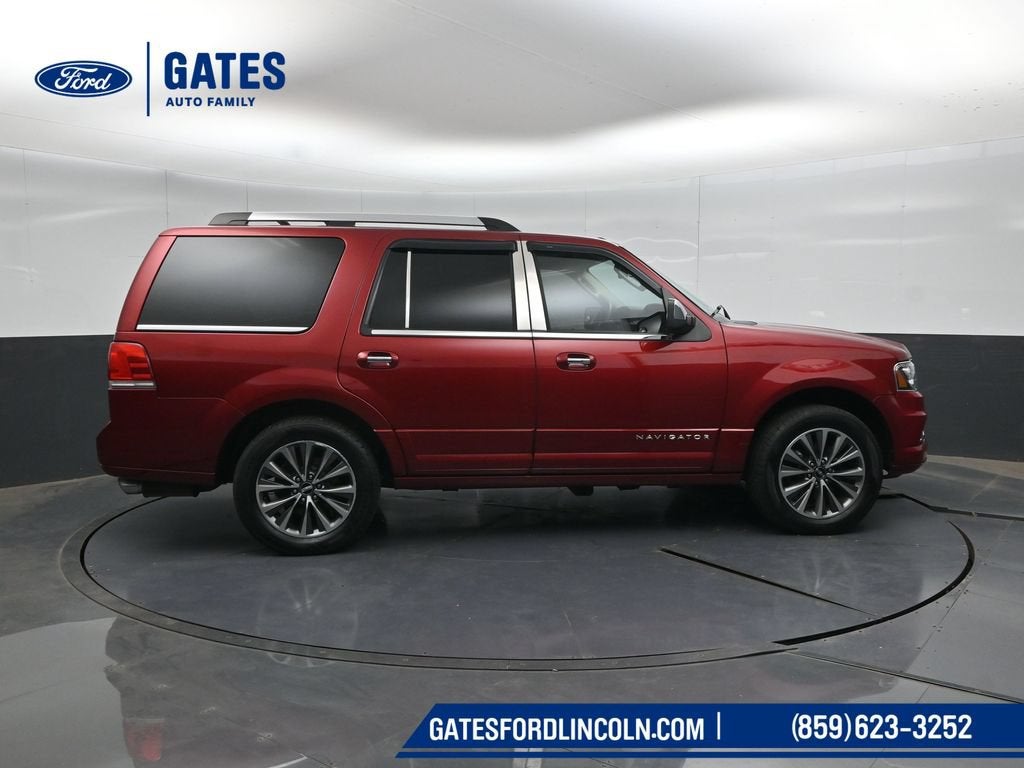2017 Lincoln Navigator Select