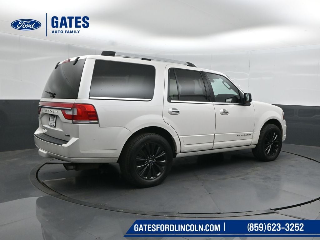2016 Lincoln Navigator Select