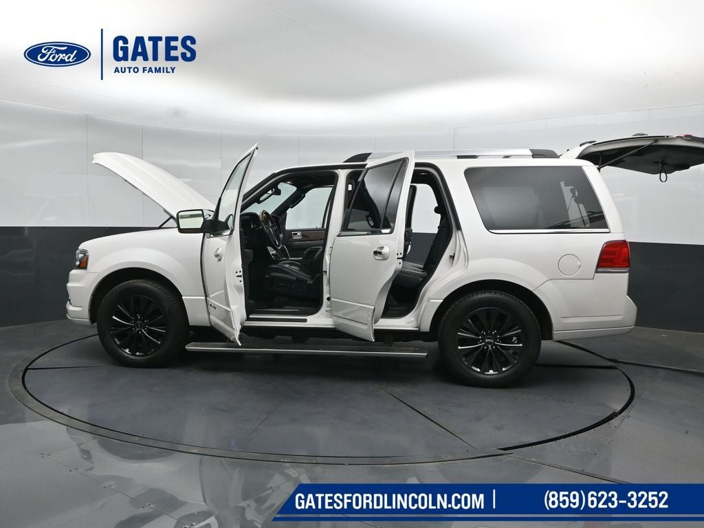 2016 Lincoln Navigator Select