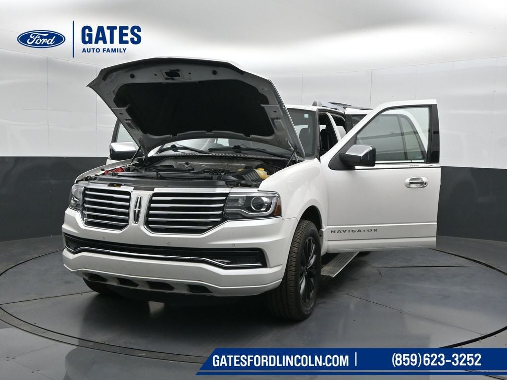 2016 Lincoln Navigator Select