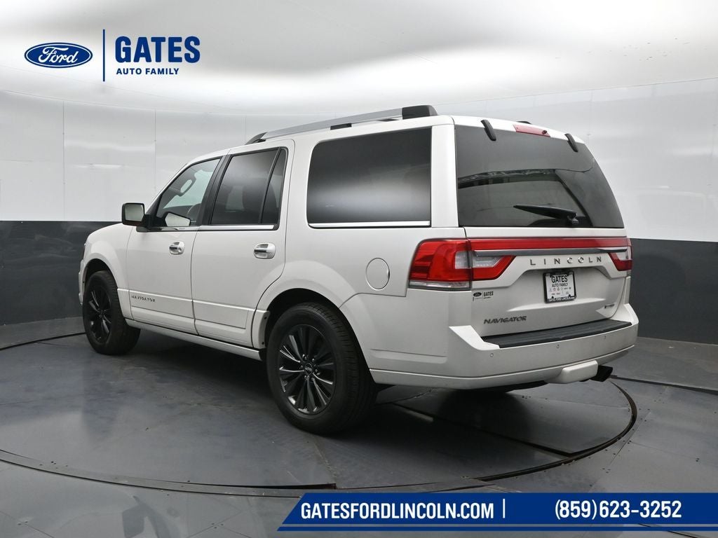 2016 Lincoln Navigator Select