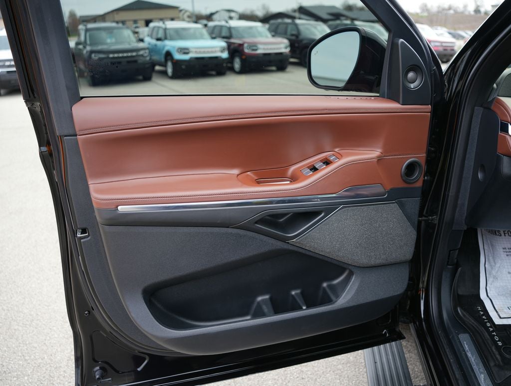 2025 Lincoln Navigator Reserve