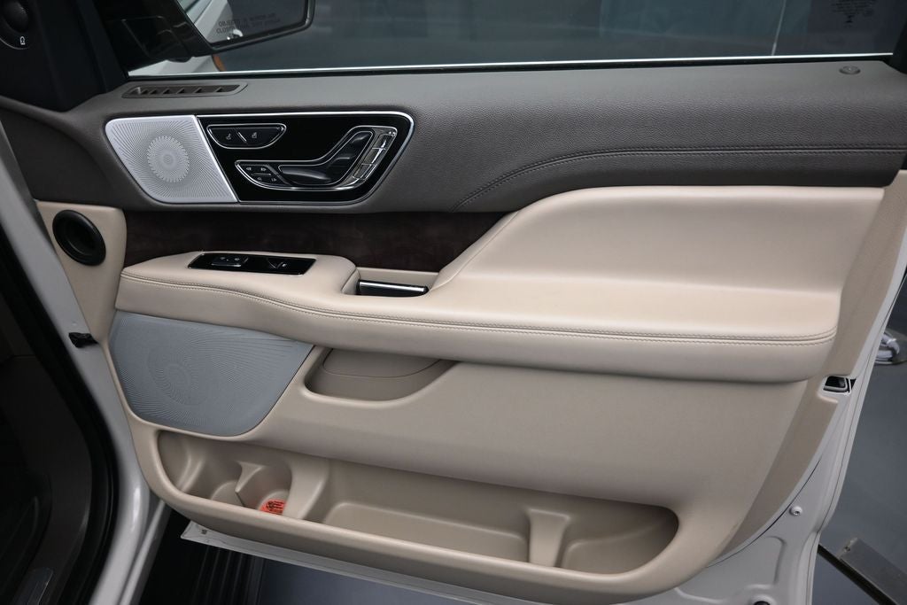 2024 Lincoln Navigator L Reserve