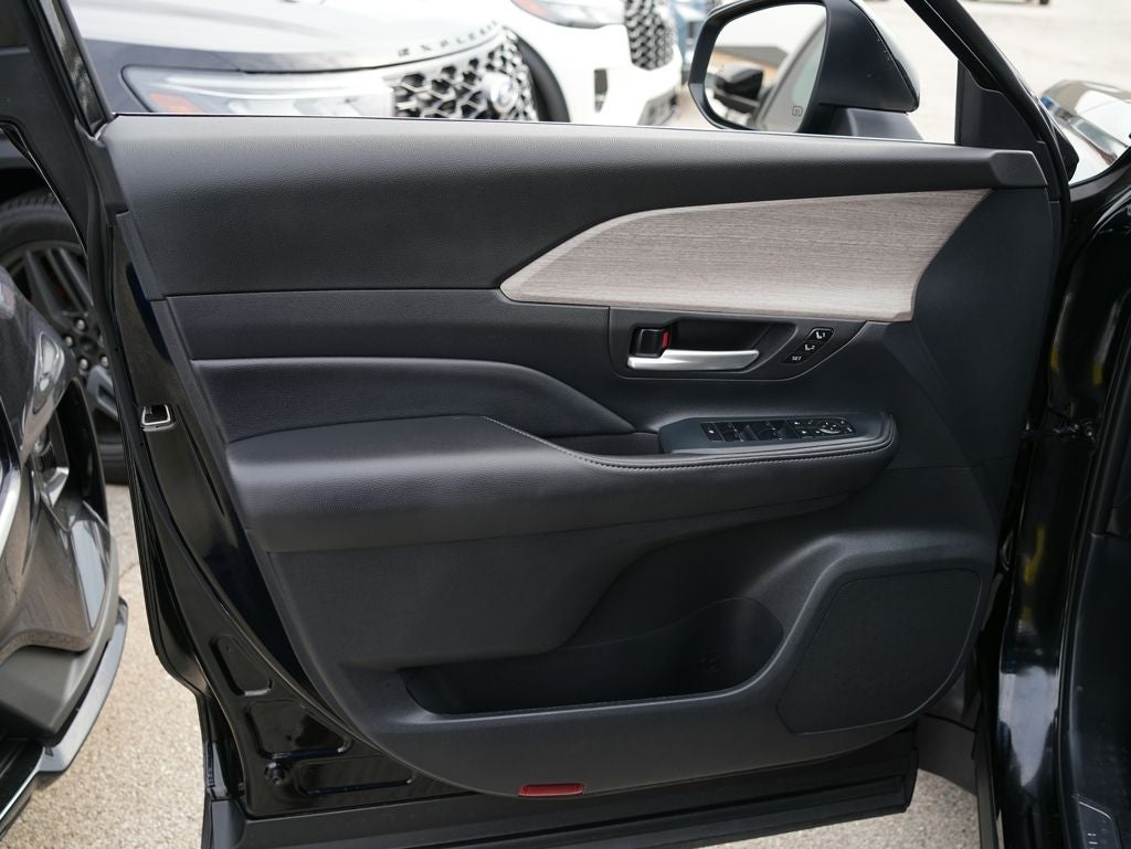 2025 Toyota Grand Highlander Hybrid Limited