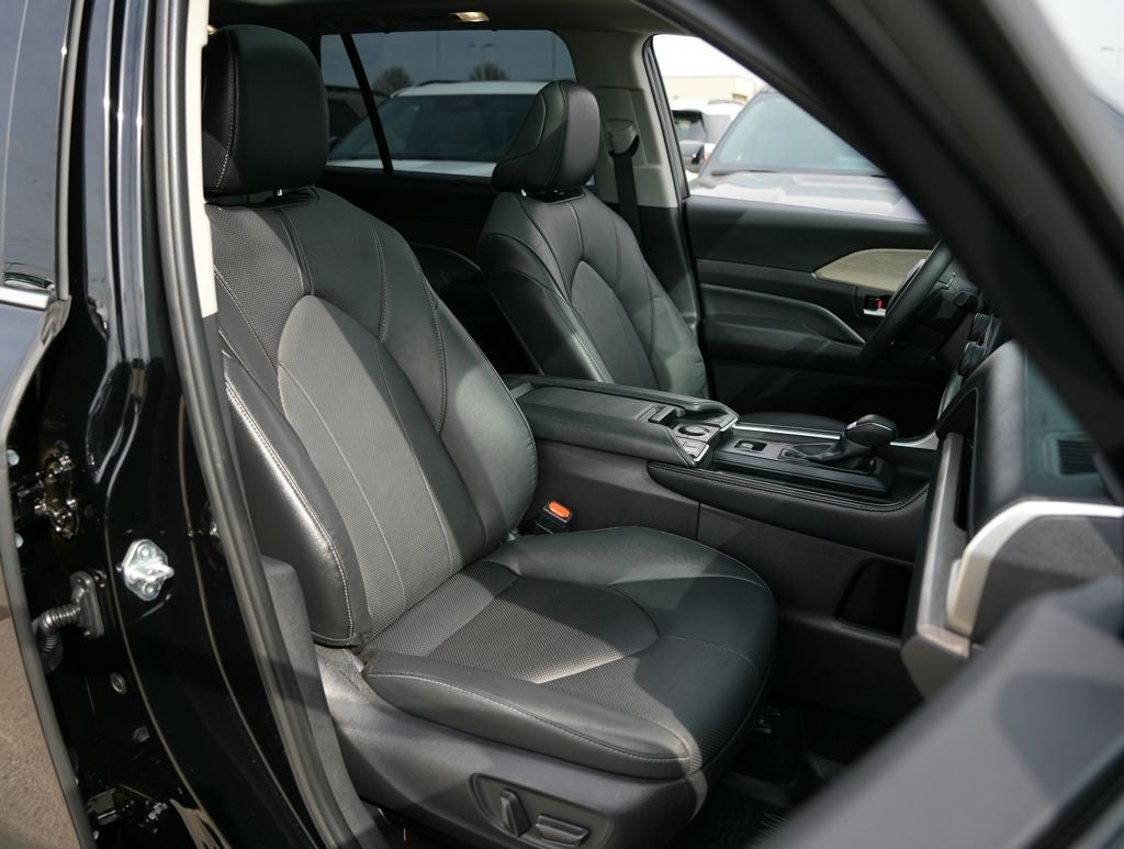 2025 Toyota Grand Highlander Hybrid Limited