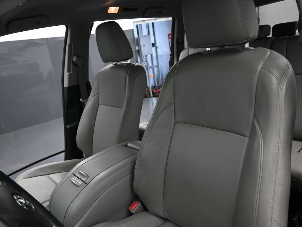 2018 Toyota Highlander Hybrid LE