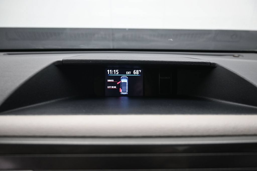 2014 Toyota Sienna SE 8 Passenger