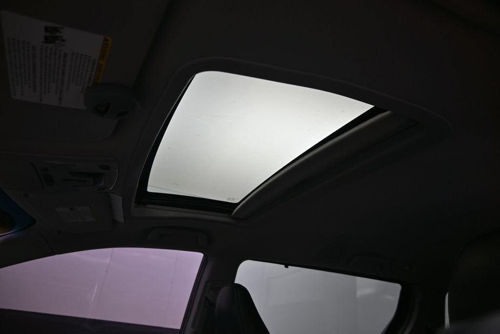 2014 Toyota Sienna SE 8 Passenger