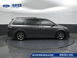 2014 Toyota Sienna SE 8 Passenger