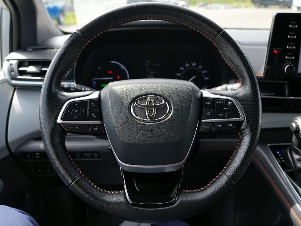 2021 Toyota Sienna XSE 7 Passenger