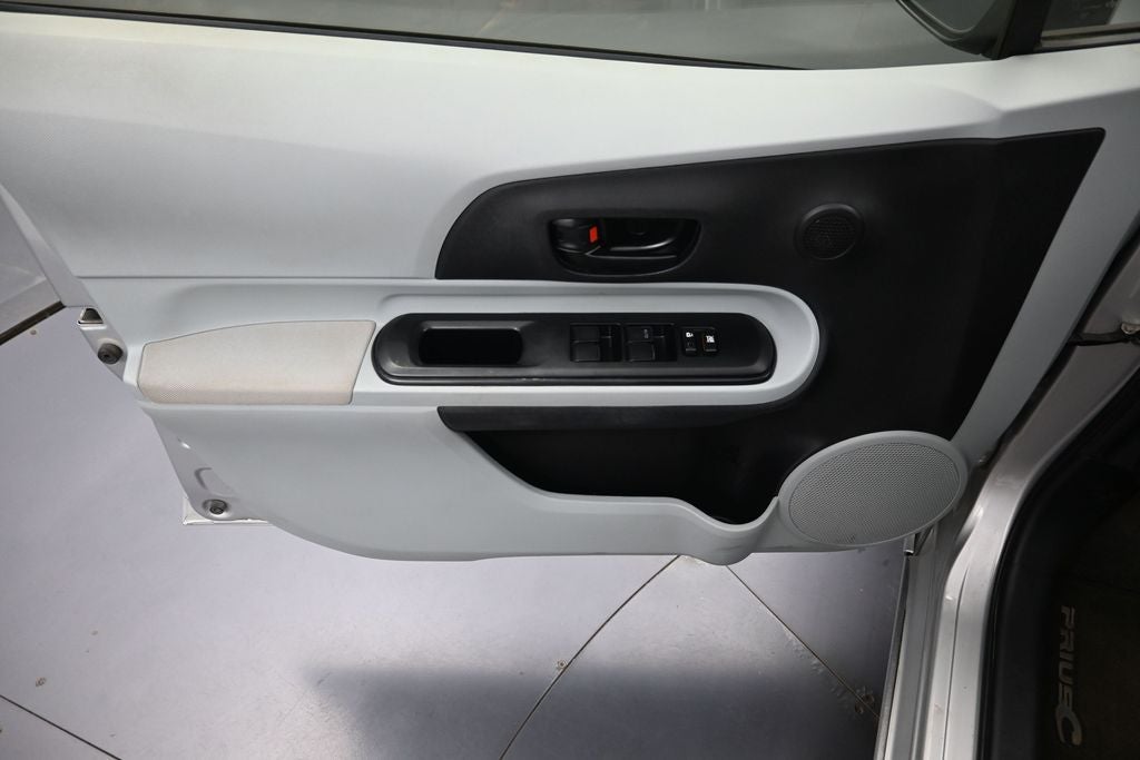 2012 Toyota Prius c One