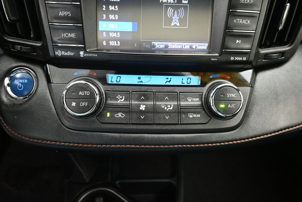 2018 Toyota RAV4 Hybrid SE