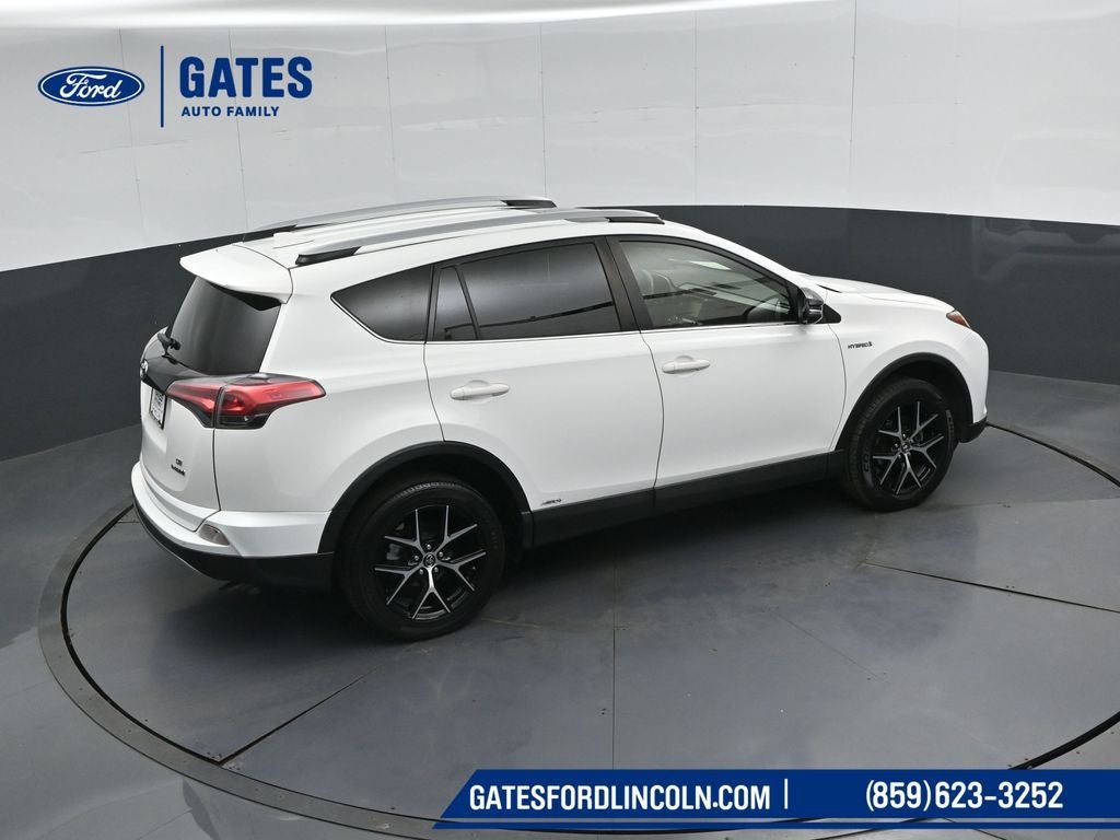 2018 Toyota RAV4 Hybrid SE