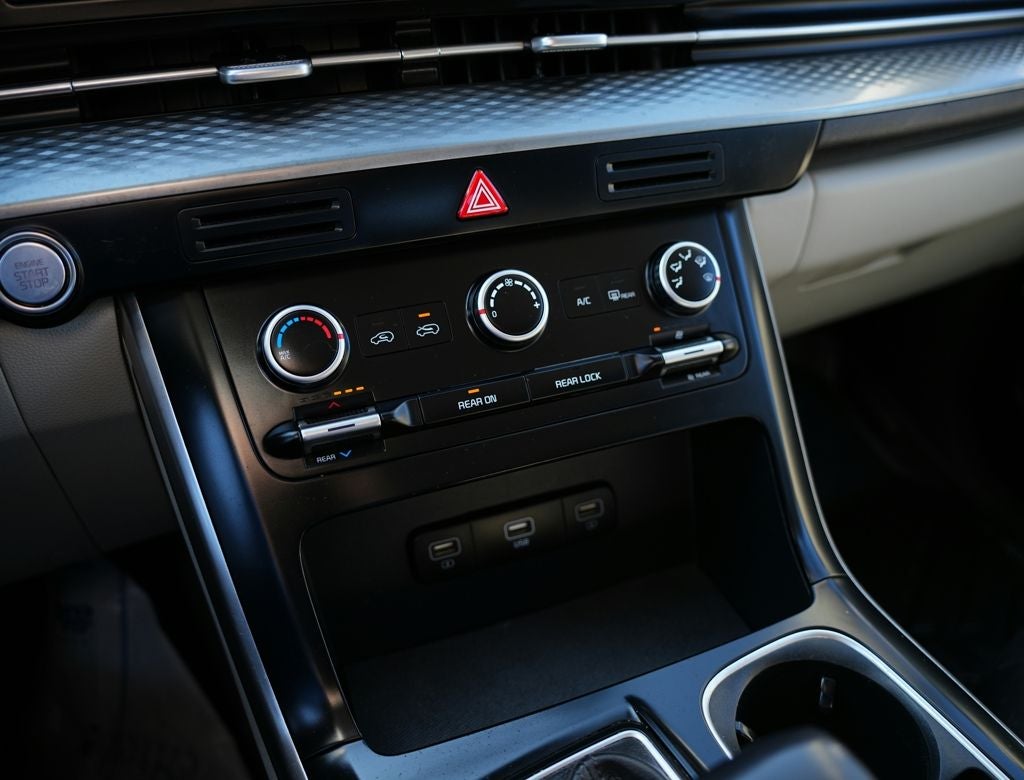 2022 Kia Carnival LXS