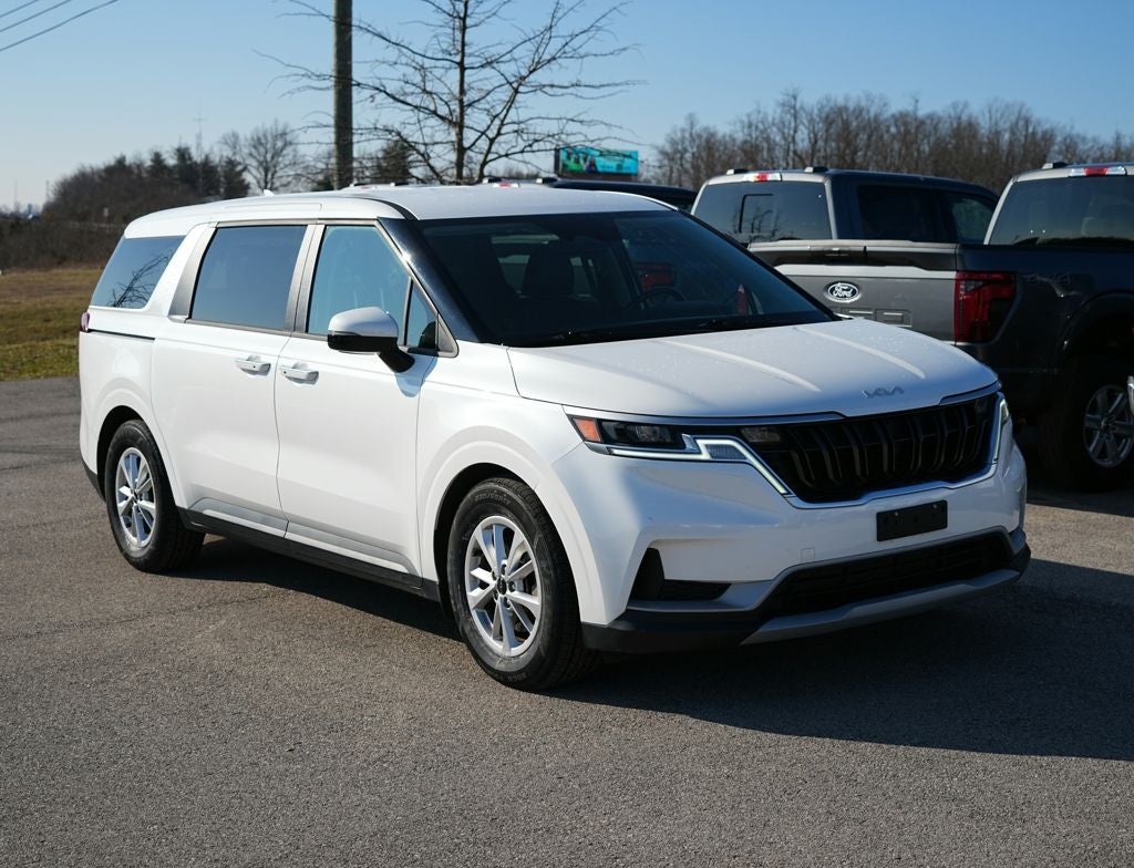 2022 Kia Carnival LXS