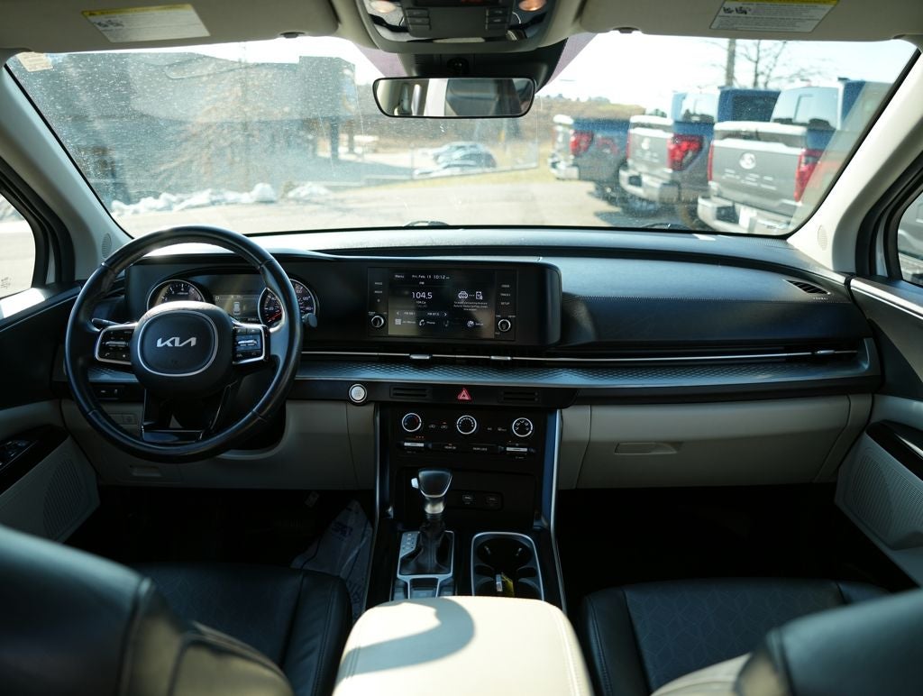 2022 Kia Carnival LXS