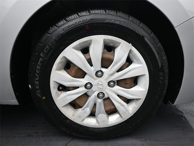 2019 Hyundai Accent SE