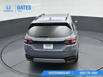 2025 Honda Pilot Touring