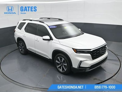 2025 Honda Pilot Touring