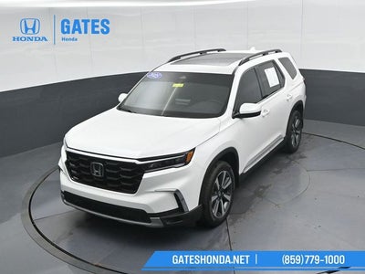 2025 Honda Pilot Touring