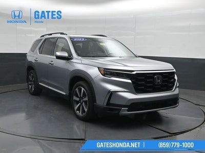 2023 Honda Pilot Touring