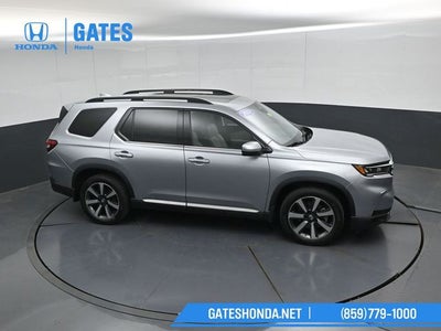 2023 Honda Pilot Touring