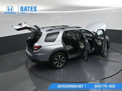 2023 Honda Pilot Touring