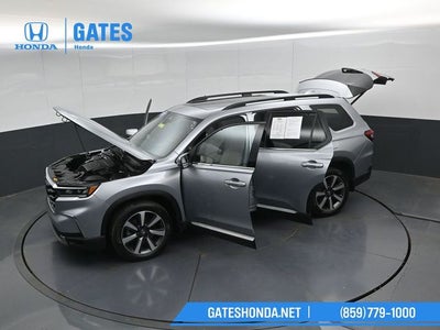 2023 Honda Pilot Touring