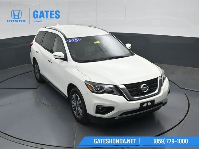 2019 Nissan Pathfinder SL