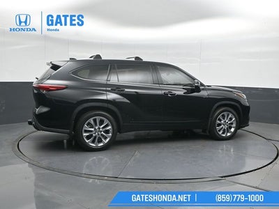 2023 Toyota Highlander L