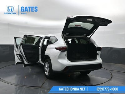 2024 Toyota Highlander LE