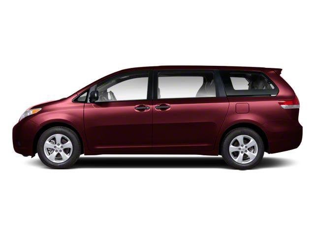 2013 Toyota Sienna L 7 Passenger