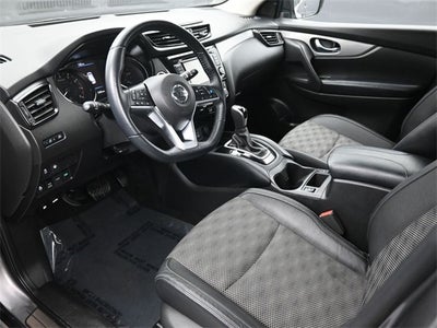 2020 Nissan Rogue Sport SV